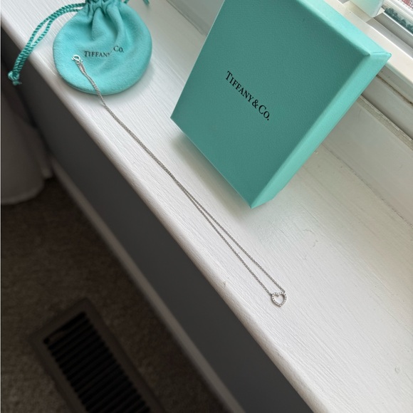 Tiffany Metro Heart Mini diamond pendant necklace - Picture 2 of 4